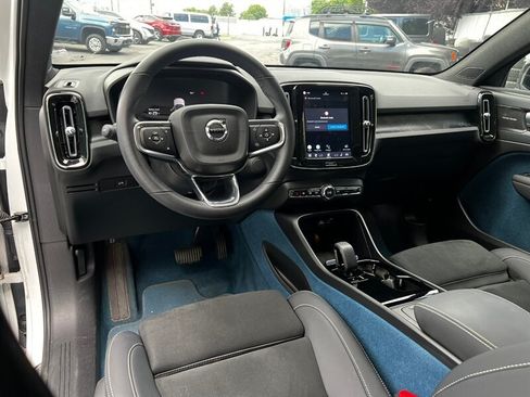 Used 2023 Volvo C40 P8 Recharge Ultimate AWD/4WD image 20