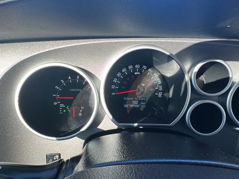 Used 2011 Toyota Sequoia Platinum image 17