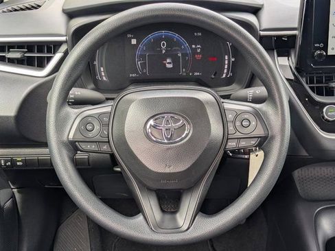 Used 2026 Toyota Corolla LE image 20