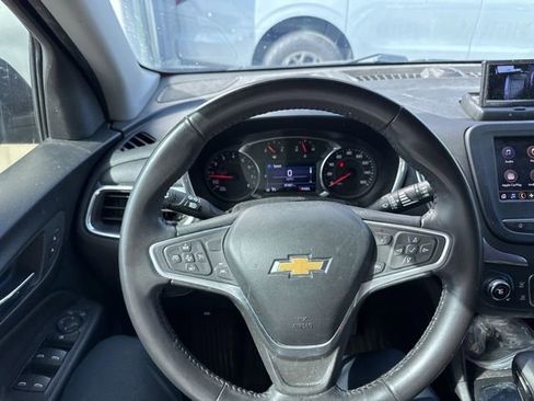 Used 2022 Chevrolet Equinox LT image 9