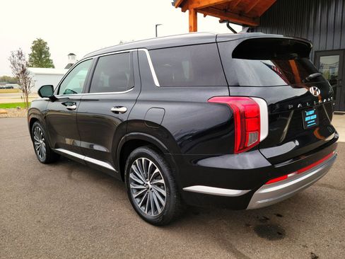 Used 2024 Hyundai Palisade Calligraphy image 6