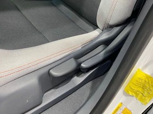 Used 2020 Chevrolet Bolt LT image 13