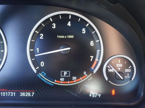 Used 2016 BMW 550i xDrive Sedan image 34