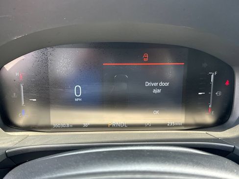 Used 2025 Ford Escape ST-Line AWD/4WD image 27