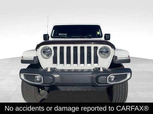 Used 2020 Jeep Wrangler Unlimited Sahara image 2