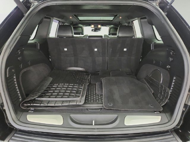 Used 2020 Jeep Grand Cherokee High Altitude AWD/4WD image 38