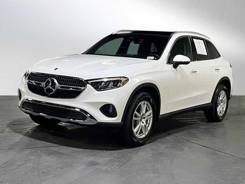 Certified 2025 Mercedes-Benz GLC 300 GLC 300 image 7