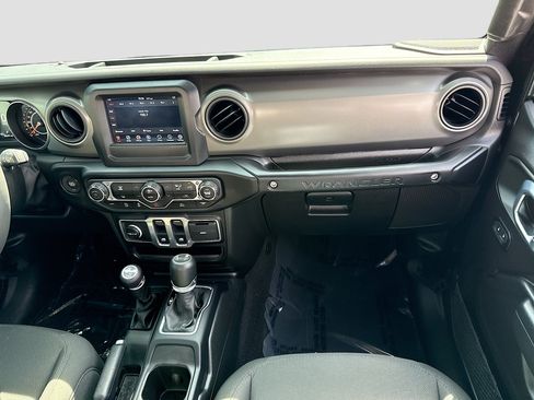 Used 2023 Jeep Wrangler Sport AWD/4WD image 16