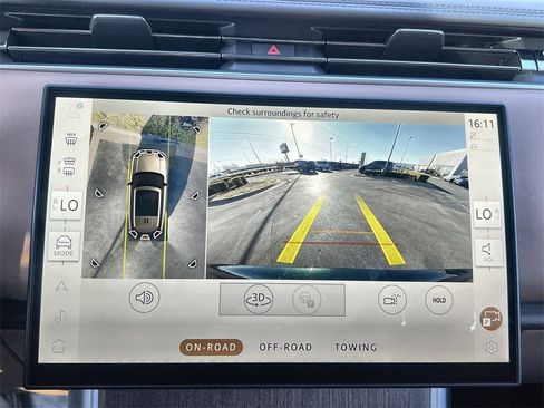 New 2026 Land Rover Range Rover SE image 26