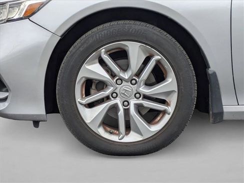 Used 2019 Honda Accord LX image 9
