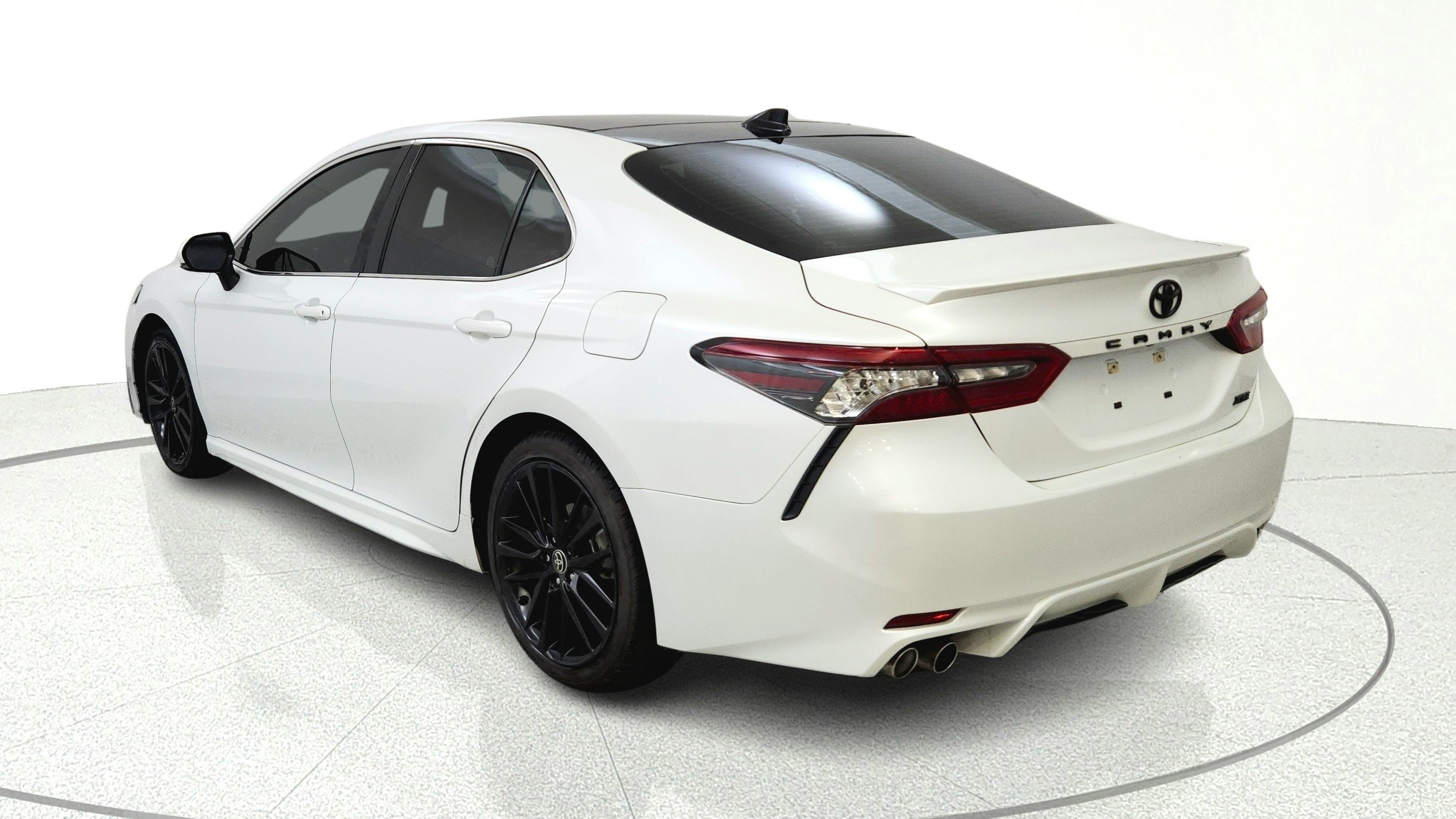 Used 2023 Toyota Camry XSE w/ Cold Weather Package FWD image 5