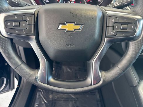 Used 2025 Chevrolet Blazer LT image 29
