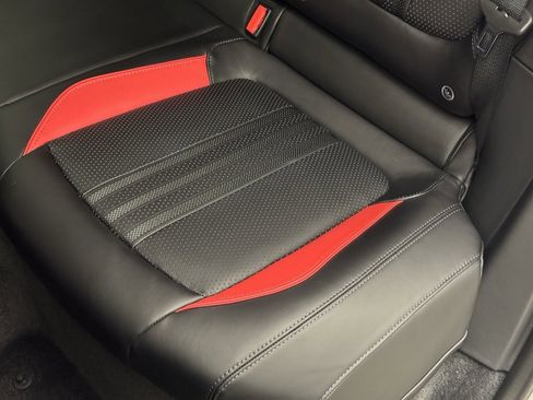 Used 2025 Aston Martin DBX 707 image 16