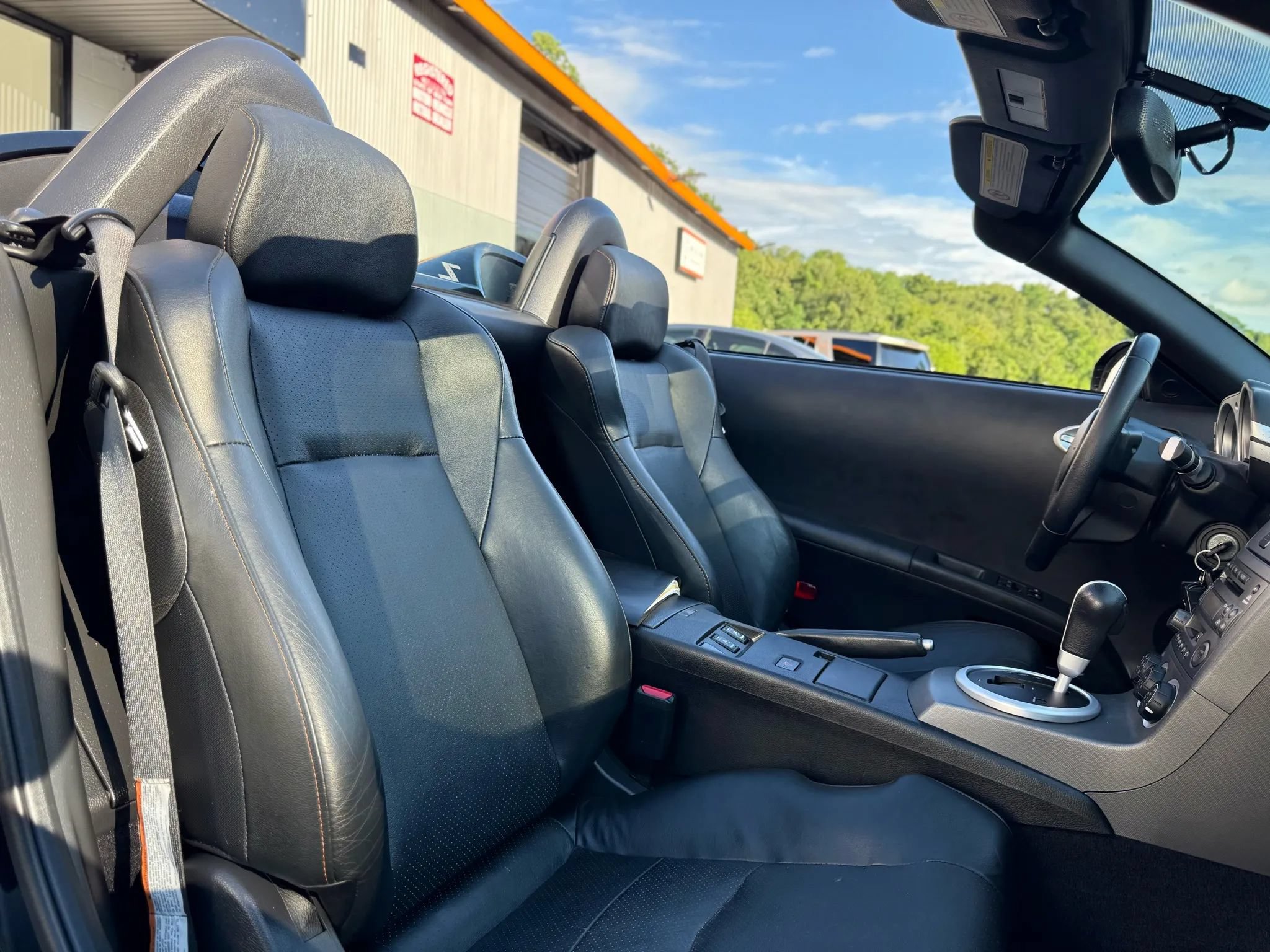 Used 2004 Nissan 350Z Touring RWD image 23