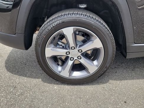 New 2025 Jeep Grand Cherokee Limited w/ Trailer Tow Package image 5