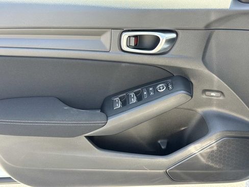 Used 2025 Honda Civic Sport image 17