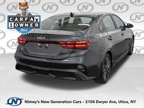 Used 2023 Kia Forte GT-Line w/ GT-Line Technology Package FWD image 2