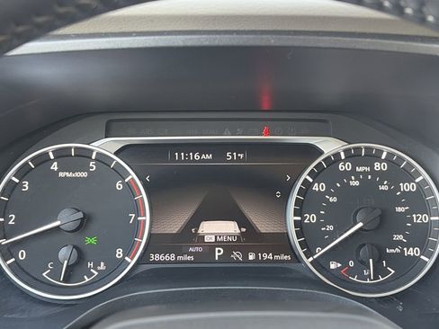 Used 2025 Nissan Rogue SV AWD/4WD image 19