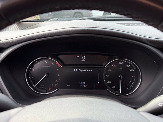Used 2022 Cadillac XT4 Premium Luxury w/ Safety Alert Package FWD image 16