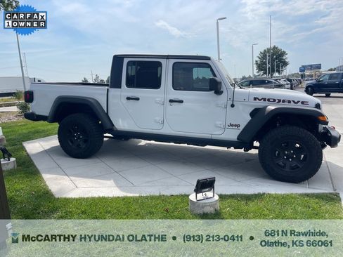 Used 2023 Jeep Gladiator Mojave w/ Trailer Tow Package image 19