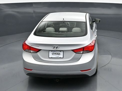 Used 2014 Hyundai Elantra SE w/ Option Group 02 image 14