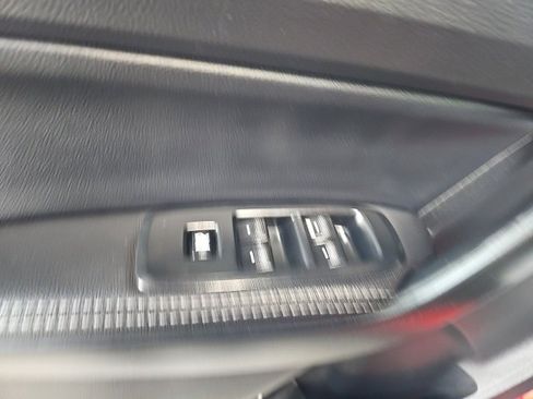 Used 2020 Ford Ranger Lariat w/ Equipment Group 501A Mid image 11