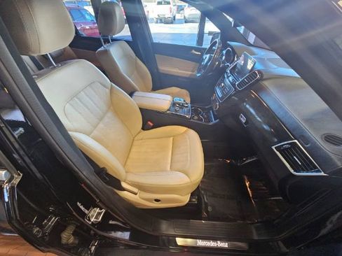 Used 2018 Mercedes-Benz GLS 450 4MATIC w/ Premium Package image 12