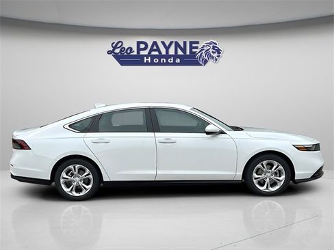 New 2025 Honda Accord LX image 9