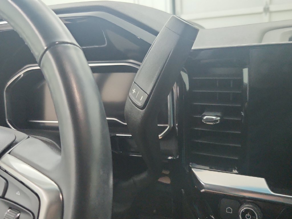 Used 2024 Chevrolet Silverado 1500 RST AWD/4WD image 31