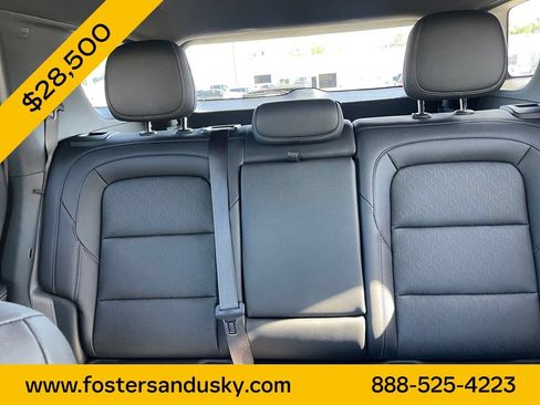 Used 2025 Chevrolet Equinox LT w/ Convenience Package II AWD/4WD image 12