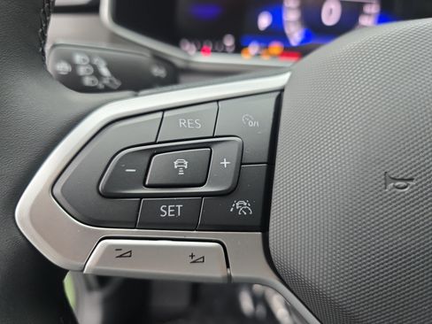 New 2026 Volkswagen Taos SE AWD/4WD image 16