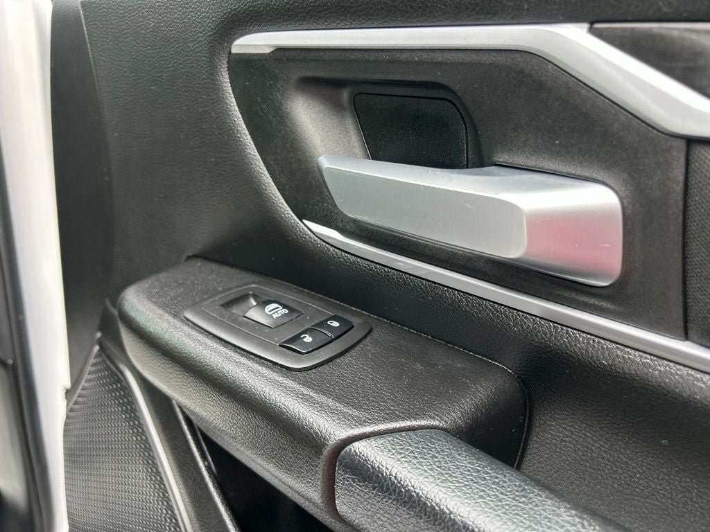 Used 2023 RAM 1500 Big Horn AWD/4WD image 27