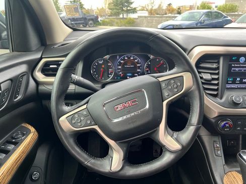 Used 2017 GMC Acadia Denali w/ Technology Package image 21
