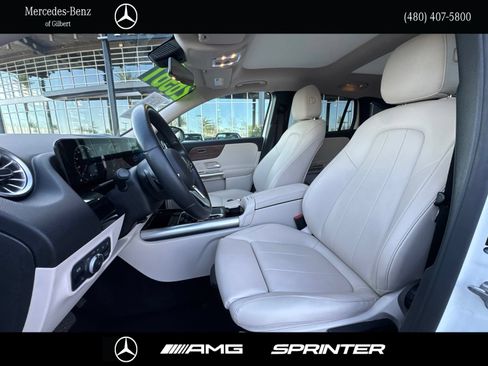Used 2022 Mercedes-Benz GLA 250 4MATIC w/ Premium Package Lite image 10
