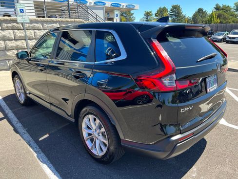 Used 2024 Honda CR-V EX-L image 5