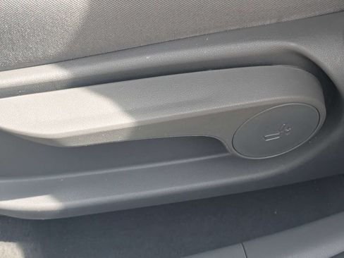 Used 2023 Hyundai Elantra SEL w/ Preferred Accessory Package FWD image 20