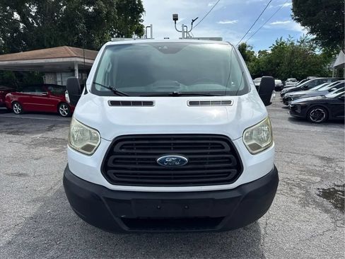 Used 2017 Ford Transit 250 130 Low Roof RWD image 2