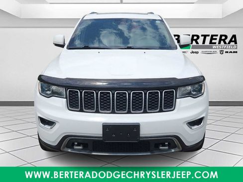 Certified 2018 Jeep Grand Cherokee Limited AWD/4WD image 2
