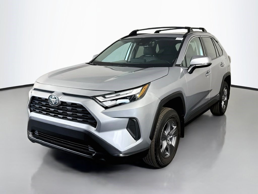 Used 2024 Toyota RAV4 XLE w/ Convenience Package AWD/4WD image 4