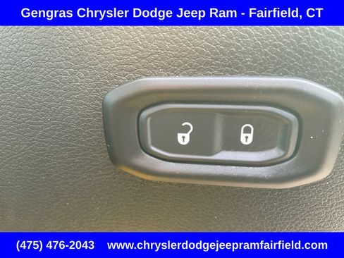 Used 2019 Jeep Wrangler Unlimited Sport S AWD/4WD image 18