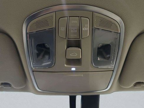 Used 2019 Hyundai Sonata Limited w/ Ultimate Package 04 FWD image 39
