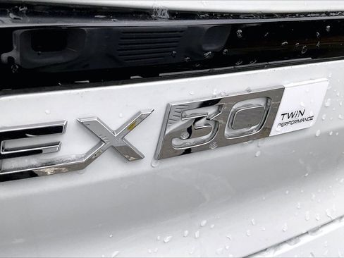 New 2026 Volvo EX30 Ultra image 9
