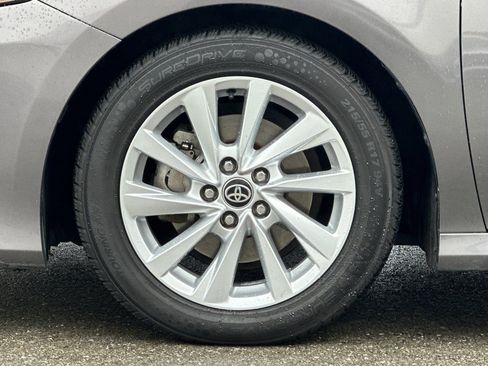 Used 2023 Toyota Camry LE image 32