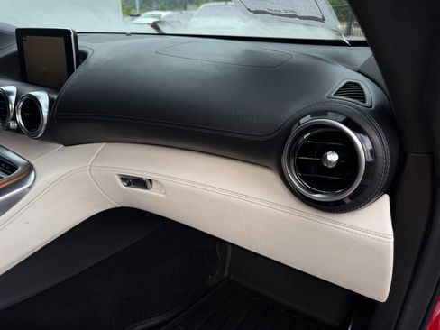 Used 2016 Mercedes-Benz AMG GT S image 17