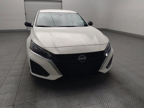 Used 2024 Nissan Altima 2.5 S FWD image 14