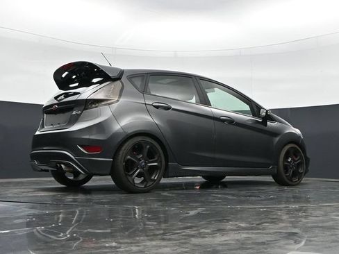 Used 2018 Ford Fiesta ST FWD image 39