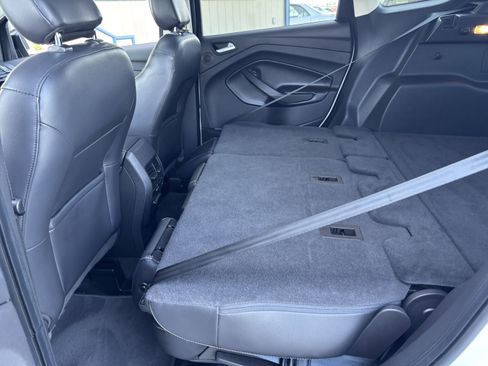 Used 2019 Ford Escape Titanium AWD/4WD image 26
