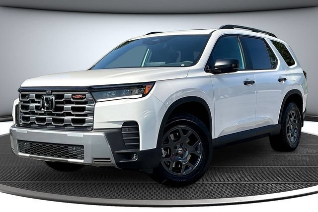 New 2026 Honda Pilot TrailSport image 1