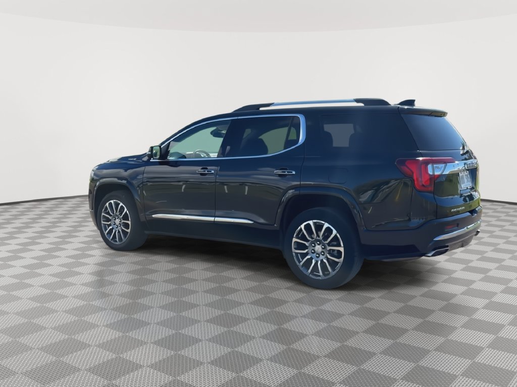 Used 2023 GMC Acadia Denali FWD image 7