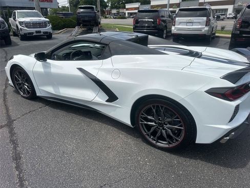 Used 2024 Chevrolet Corvette Stingray Premium Conv w/ Z51 Performance Package RWD image 46